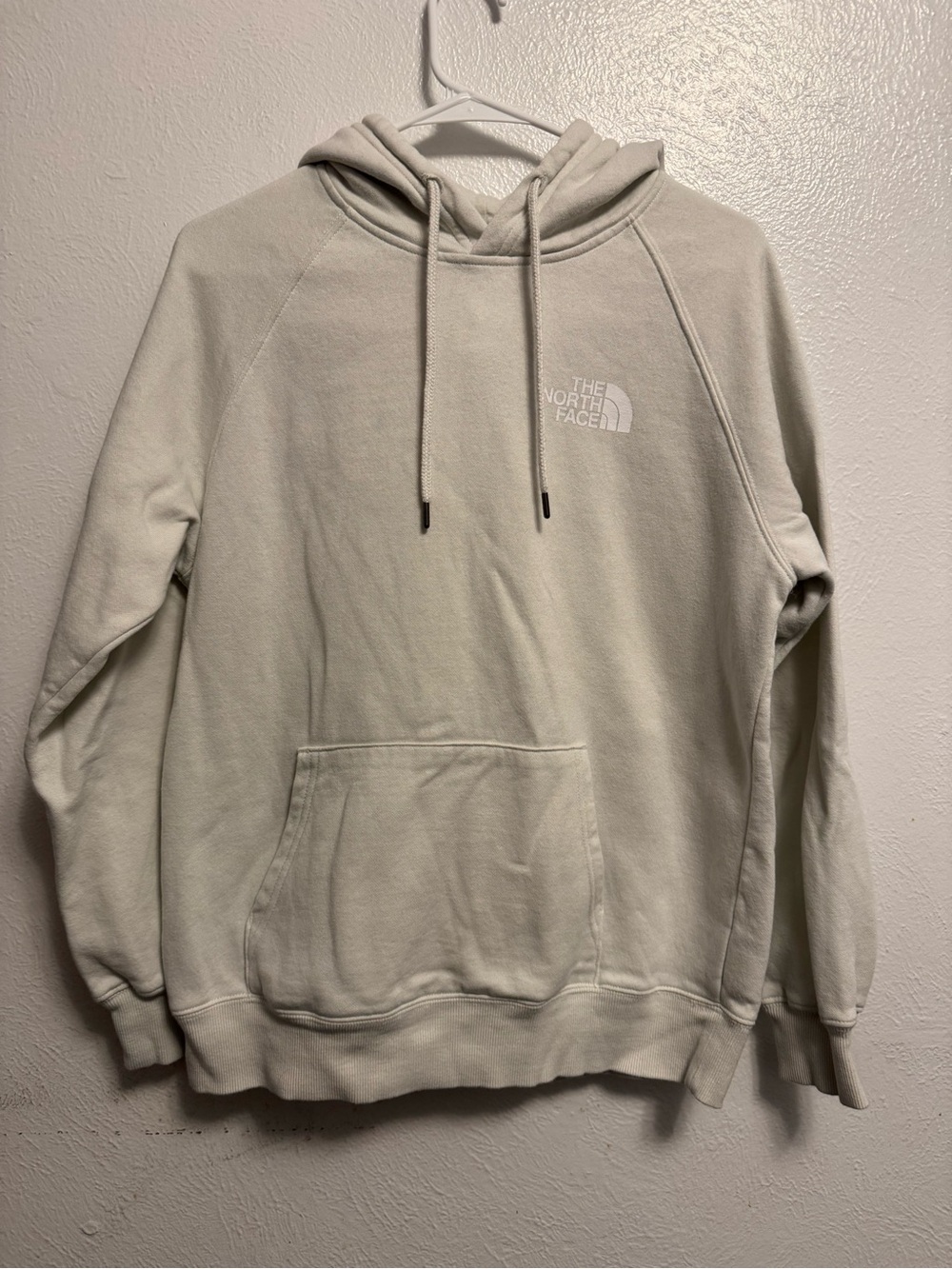 The North Face Women’s Light Beige Logo Hoodie